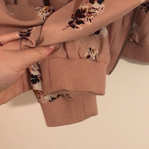 Lightweight REVERSIBLE BOMBER pink floral - Picture 3 of 5